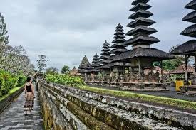  Menjelajahi Keindahan Taman Ayun: Pura Bersejarah dengan Arsitektur Menakjubkan